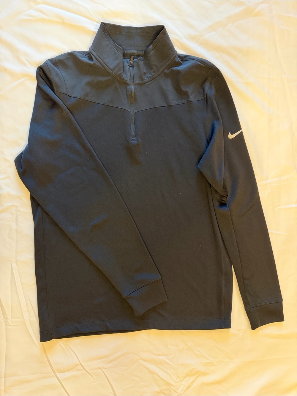 Nike Men's Black Long-Sleeve Quarter-Zip Pullover